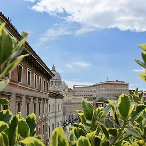 2* Pensión Brunelleschi Holidays